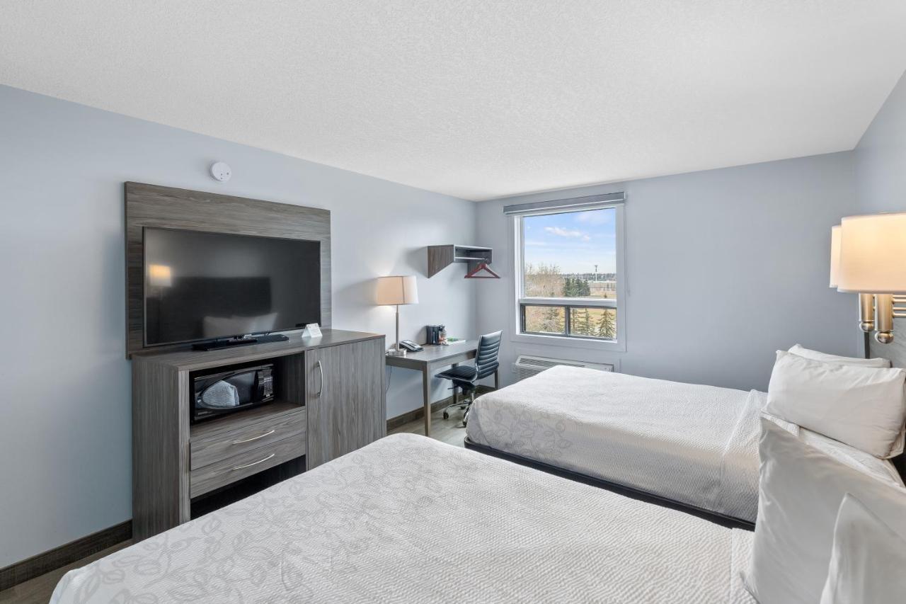Emerald Hotel & Suites Calgary Airport Exteriér fotografie