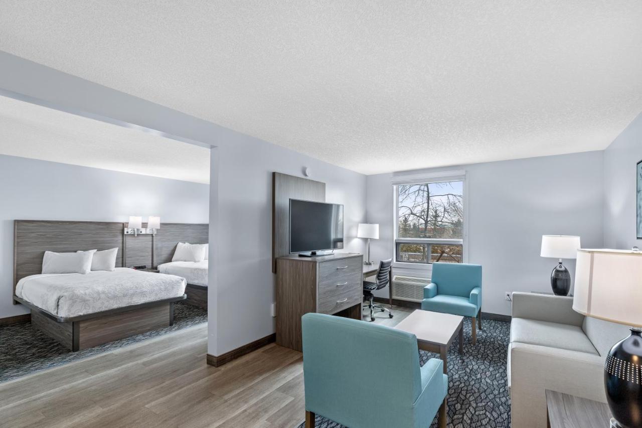 Emerald Hotel & Suites Calgary Airport Exteriér fotografie