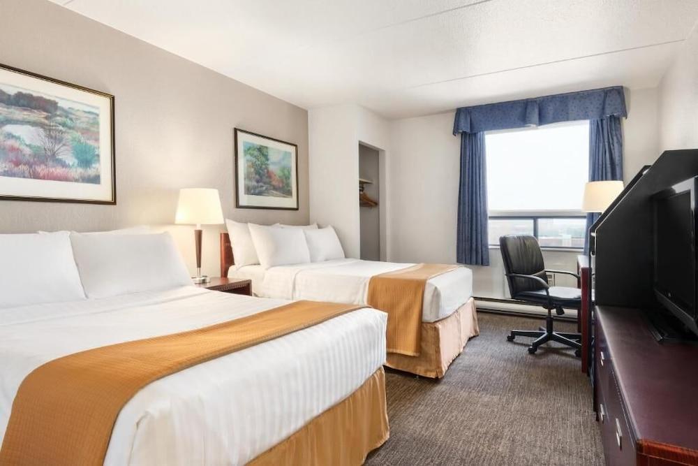 Emerald Hotel & Suites Calgary Airport Exteriér fotografie