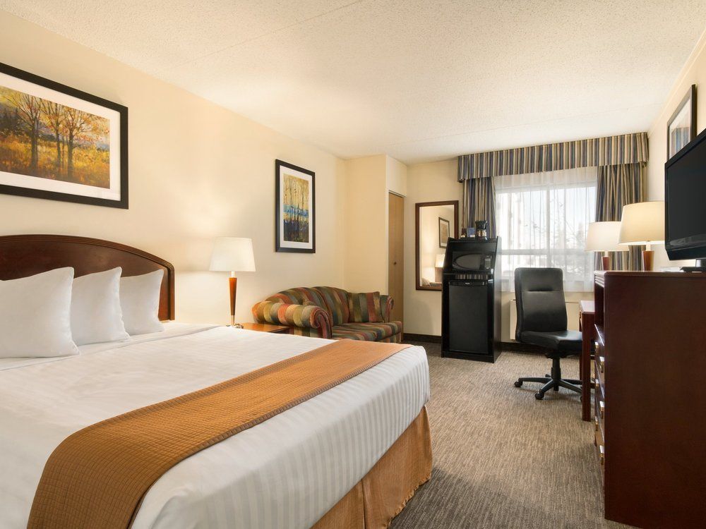 Emerald Hotel & Suites Calgary Airport Exteriér fotografie