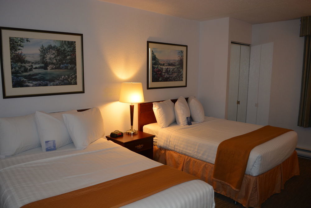 Emerald Hotel & Suites Calgary Airport Exteriér fotografie