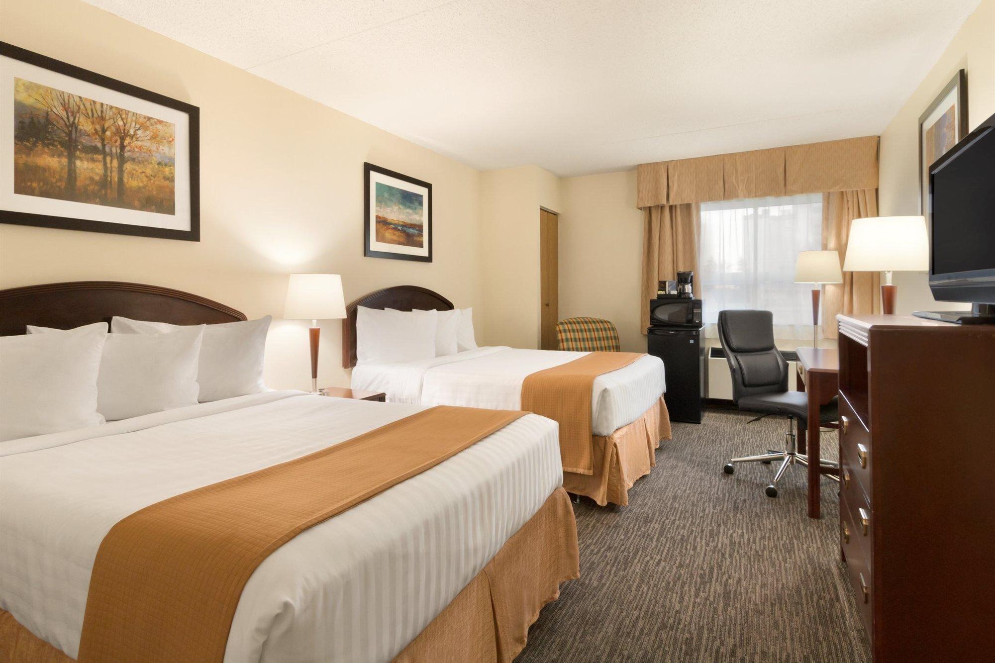 Emerald Hotel & Suites Calgary Airport Exteriér fotografie